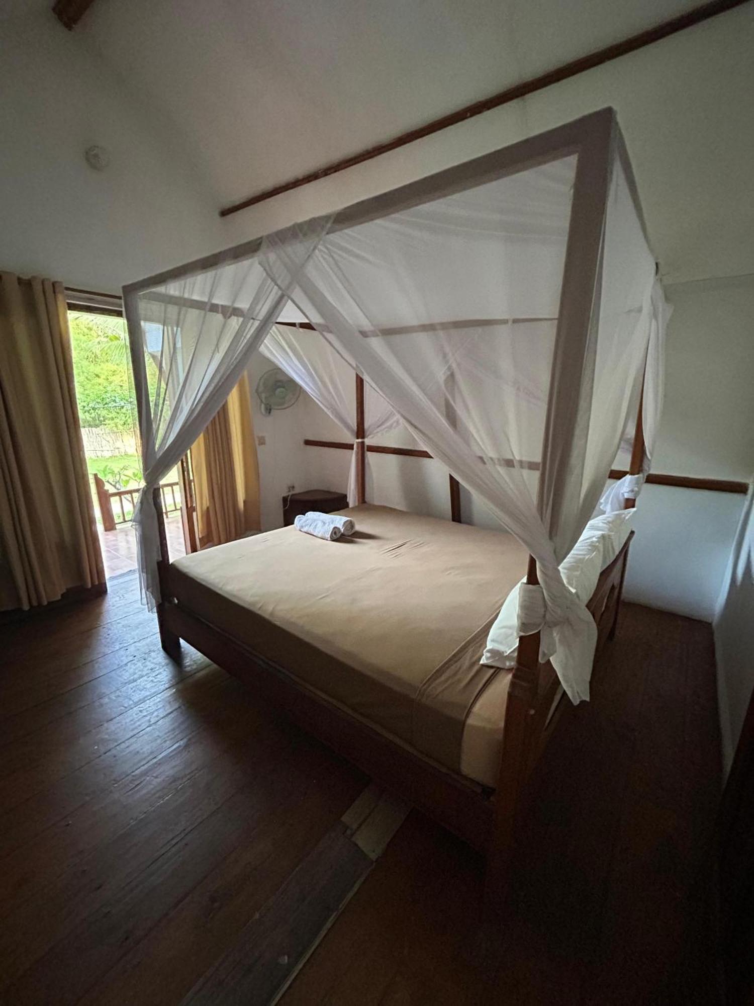 We'Be Cottages Gili Meno Habitación foto